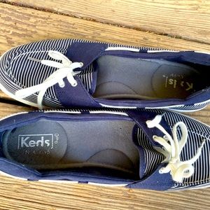 Womens Keds blue and white striped boat shoe. Womens size 10